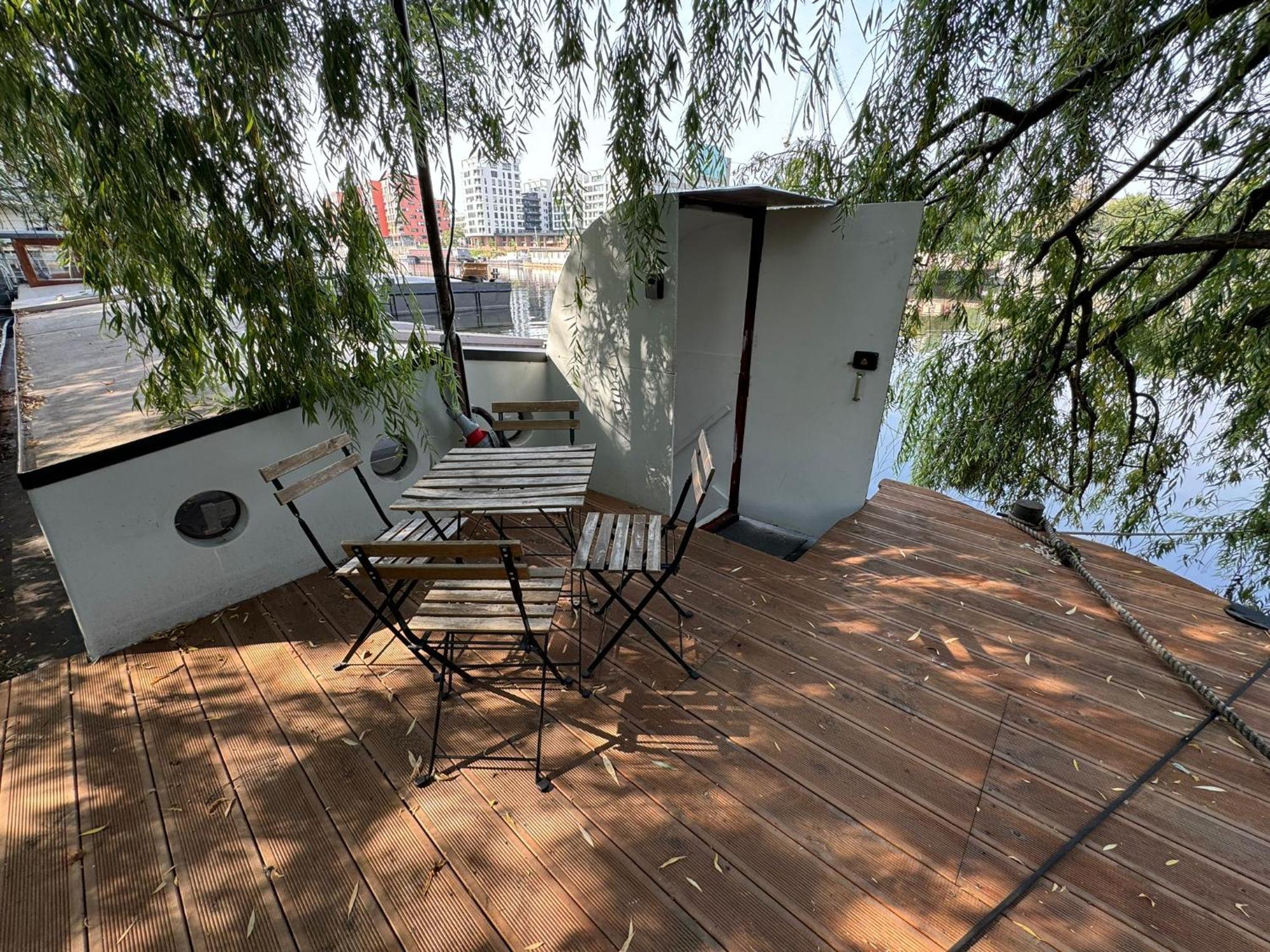 On Boat, Privat Pier, Free Parking Tekne Prag